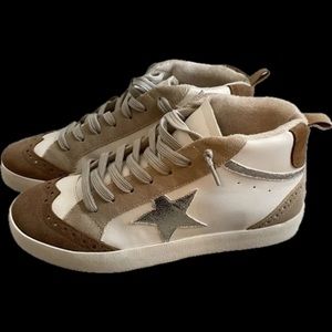 Kellparker Molly High Top Sneakers  Women’s 7 Boutique. Preloved